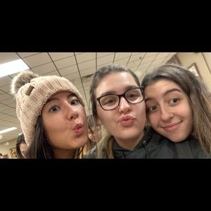 Meet your Posher, Sladjana